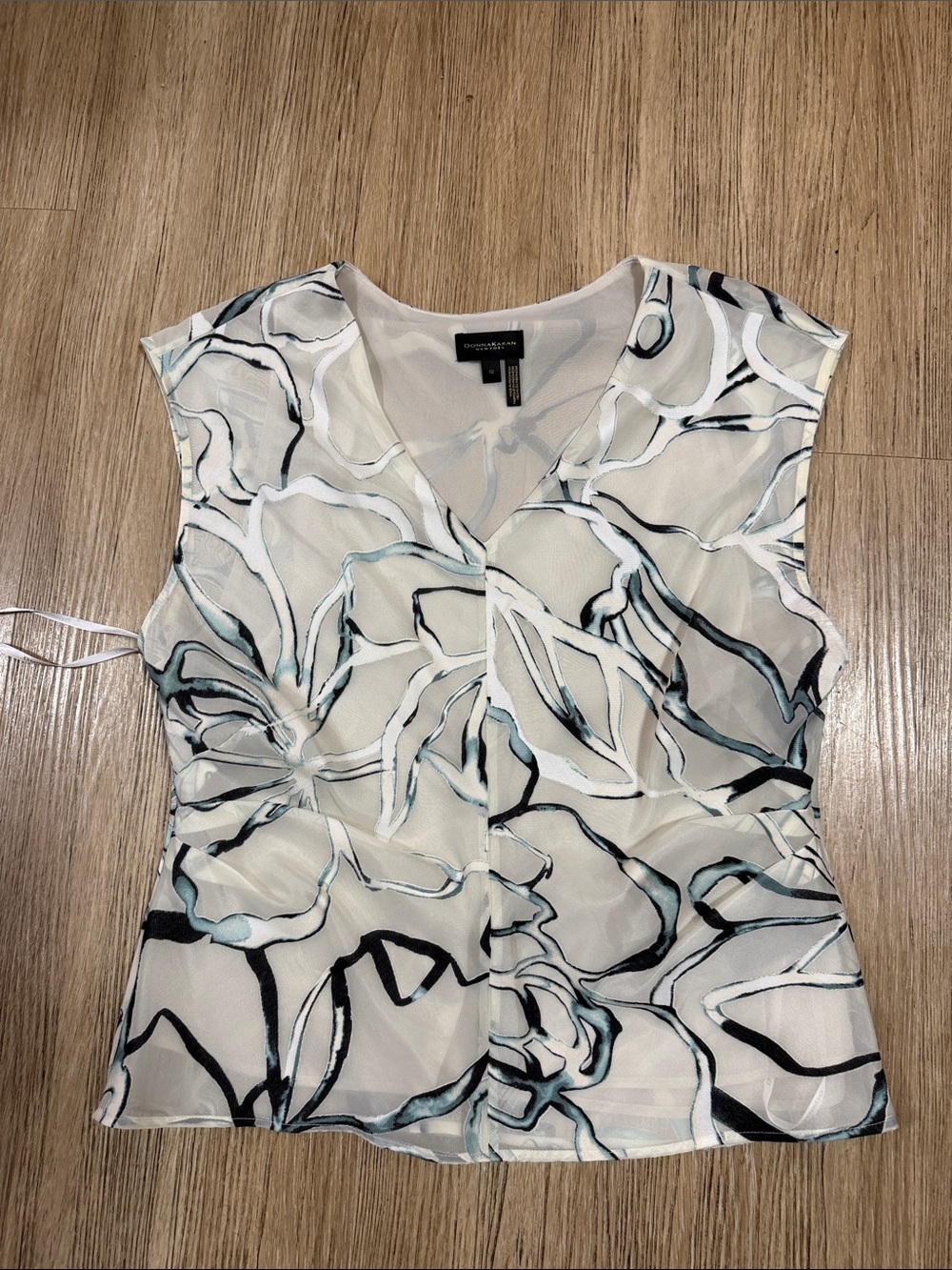 Donna Karan Cream Floral-Outline Sleeveless Blouse size 12
